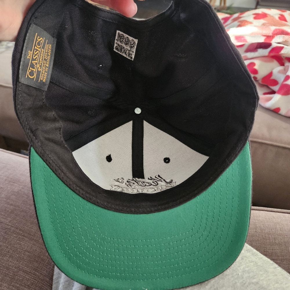 Katz's Delicatessen Thats All Since 1888 Black Snapback Hat Embroidered Logo NWT - Picture 4 of 4